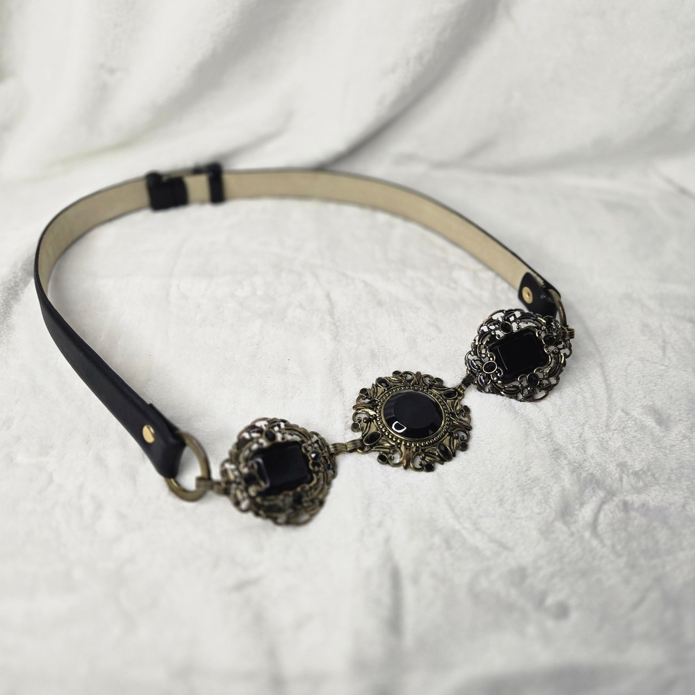 Chicos Black Leather Belt Gold Filigree Medallion Black Stone Size Small Medium